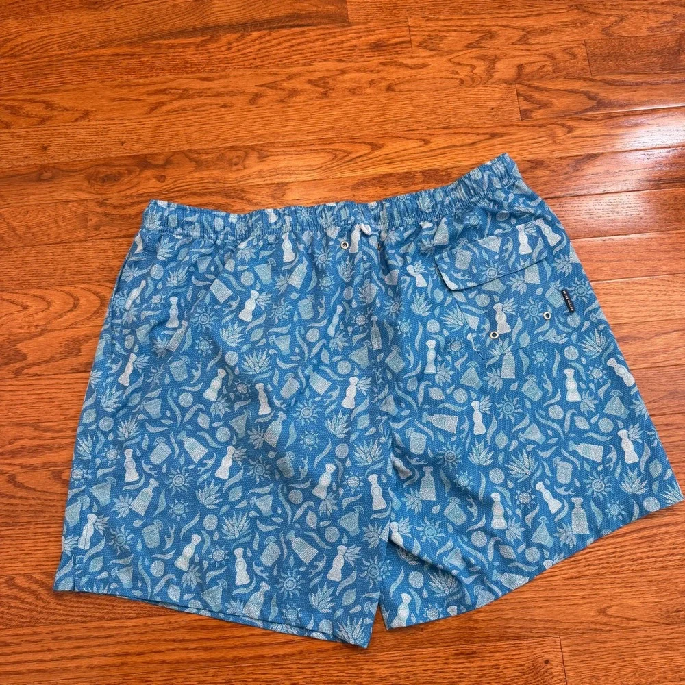 Peter Millar Swim Trunks Mens 2XL Blue Tequila Agave Print Mesh Lined Beachwear